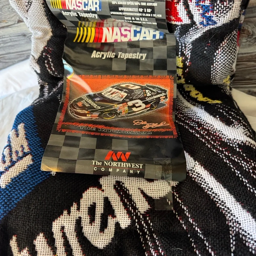 Goodwrench Service Plus Black and Red Blanket.